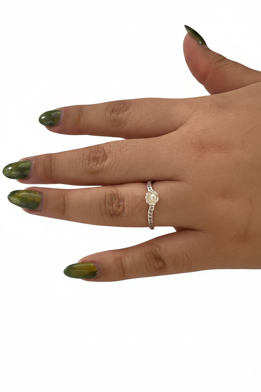 Anillo concha con perla